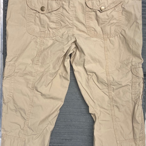 Capris - Picture 3 of 5